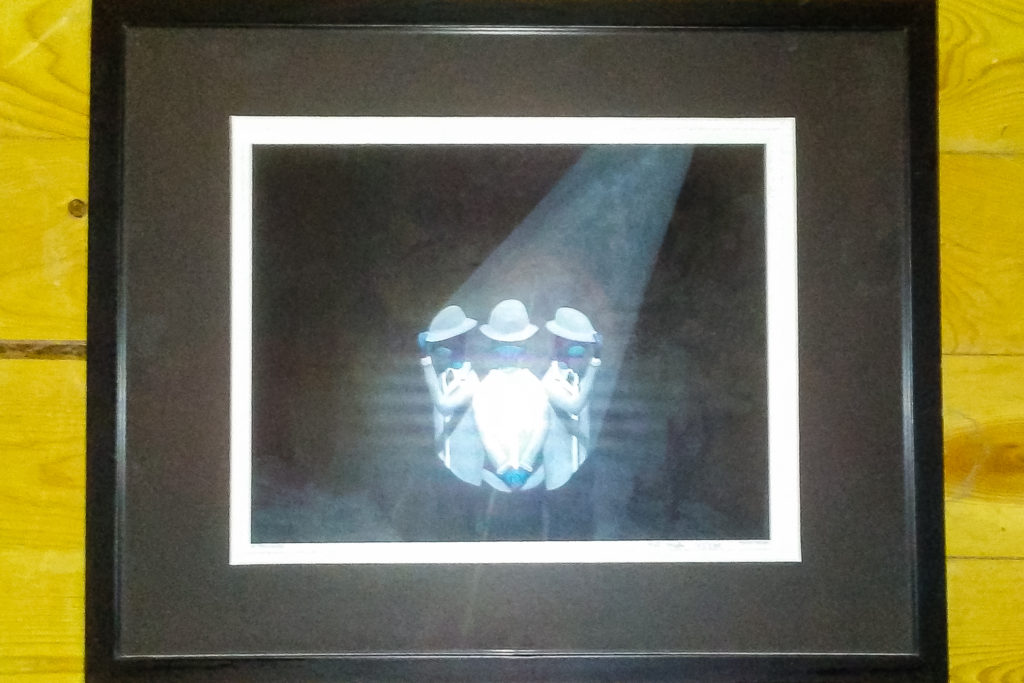 Melvin McGee original limited edition print of an oil painting titled "At the Lounge"